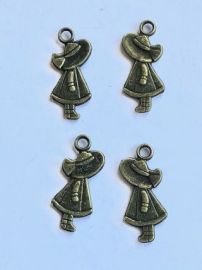 4 Dolly Charms